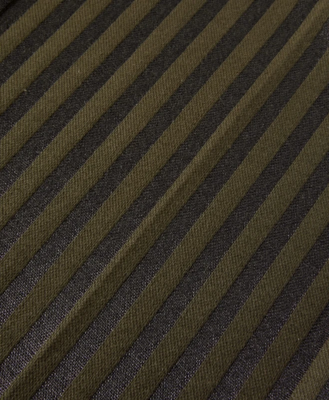 24999330_2.jpg