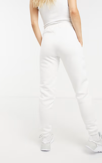 a88d677dad3fd77d3d6964d151549b4d.png