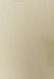 26263066_2.jpg