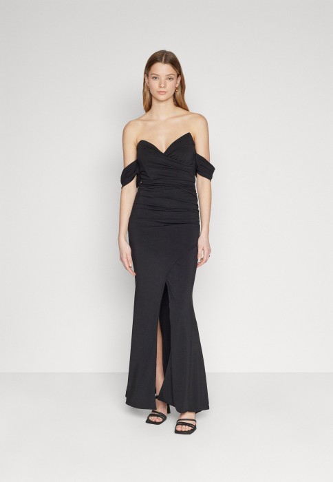 590758d3d9cbde8aed4aefa1010f9692.jpg