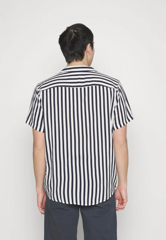 9d013d6ecafad7843c61570208abe240.jpg