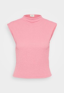 26b9ef2395cc7654fec237b5cef97763.jpg