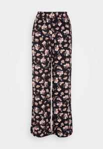365a222bdac4f1b1b2d5c8772b2dea6a.jpg