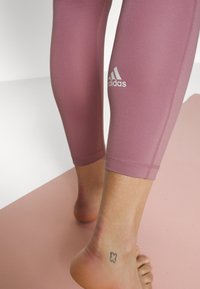 bb560a5a93e324052f8c95ab1d9126b2.jpg