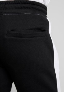 7e11f3a15700941465edc5820a3bdd7e.jpg