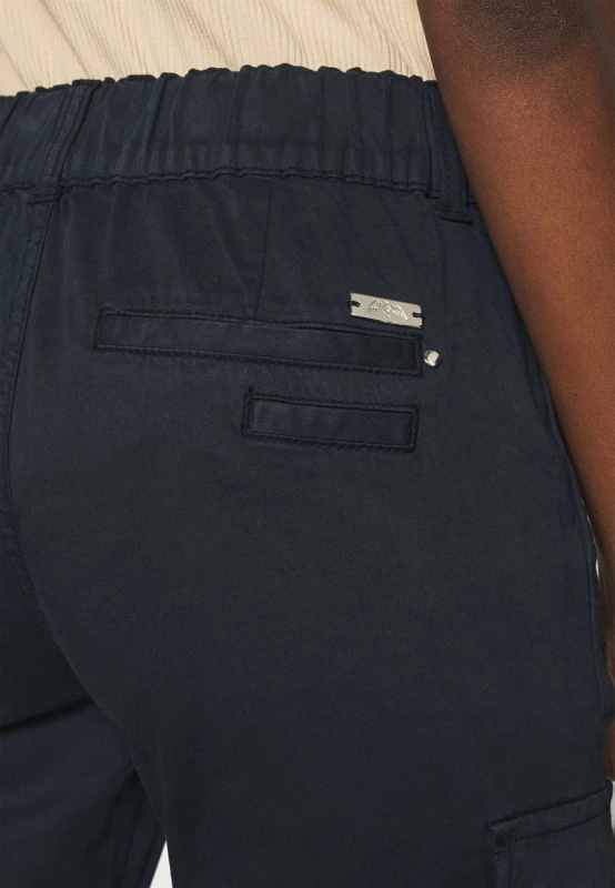 99b004c029f10bbb9672052e75673ecd.jpg
