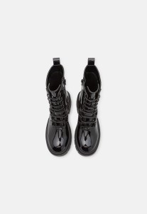 7bfabbbeaaaecd939994595f7a5d1d16.jpg