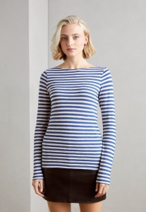 981dbb6a35fea62883340c0ab047b737.jpg