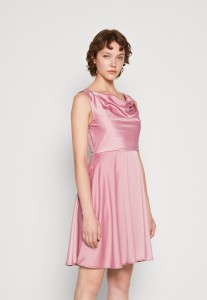 bacd1bad749acfcedf4b14ad14f4a491.jpg