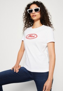 f70f379de430e6f51576d78d41b489d7.jpg