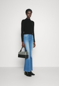 81feecd2175ff951e414a809d67bb485.jpg