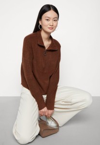 9a6616e4517d0db048e94cbeca8fb677.jpg