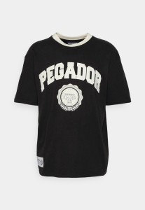 676272c137e93678f97d83141606e75a.jpg