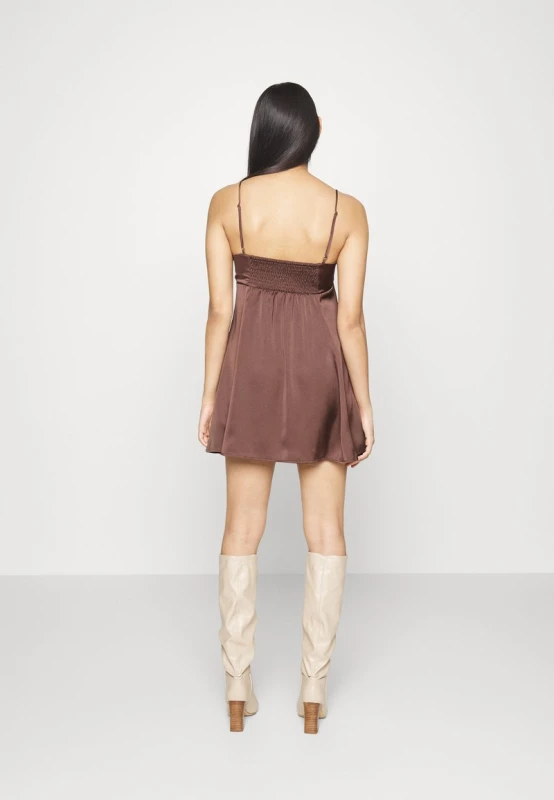 eb45dabd120d633555d6b5753ebd6fa8.jpg