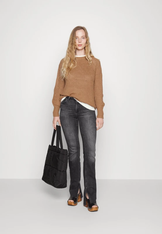 6bb2a45100ba07c4bd09059be36beed8.jpg