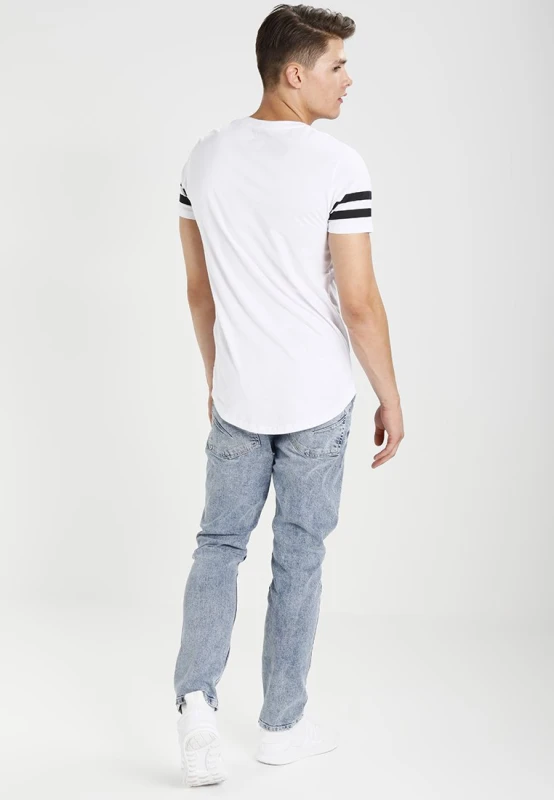 7849678_3.jpg