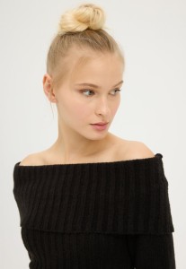 aa99ee72ab90f285f845993b1c6c526e.jpg