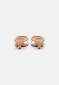 4f8b757394024c7506669d3586f0dbd6.jpg