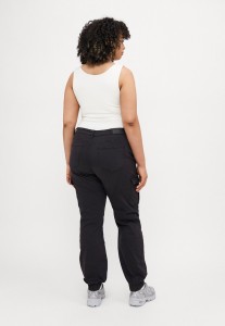 71f5c87e1e0248a409309a20578354e1.jpg