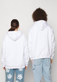 24d9c0ae84f764c1be2ec30fae5f7010.jpg