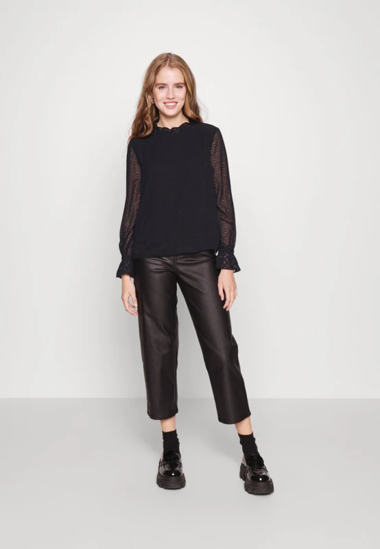 d11ce60c1af88bb2ed3a924e2060e0de.jpg