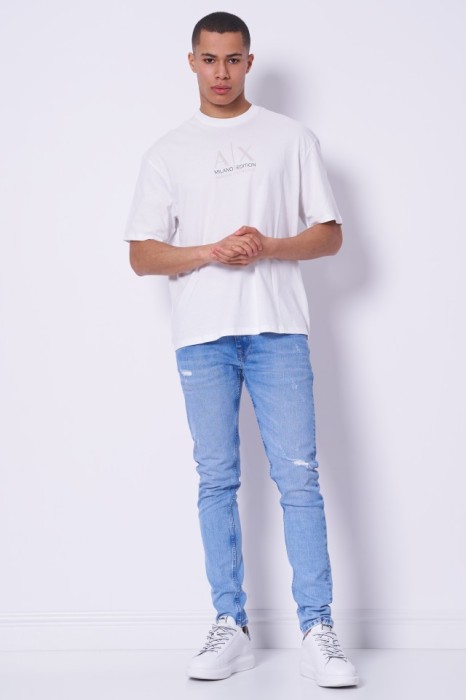 a4b1bc0c50213edf43e1285e761ce4d9.jpg