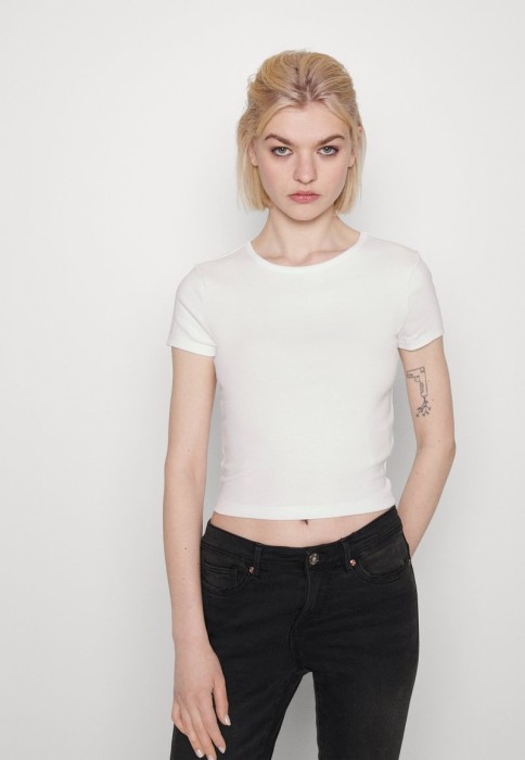 61eea551fa9cc4369a68ef968b9205a4.jpg
